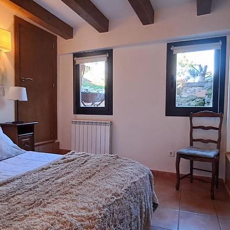 Alojamiento Compartido Cantroncxic Sant Pere de Torello Exterior foto