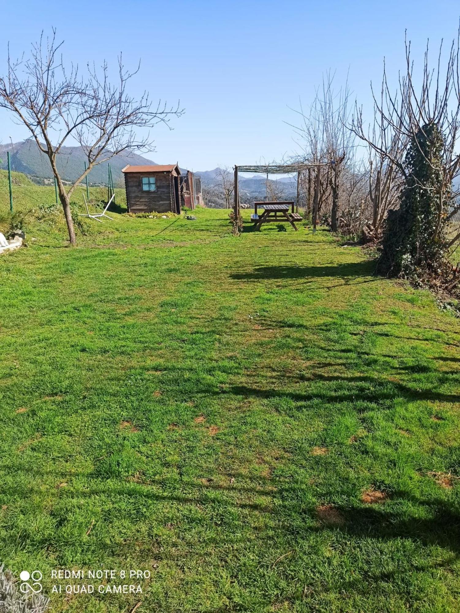 Alojamiento Compartido Cantroncxic Sant Pere de Torello Exterior foto